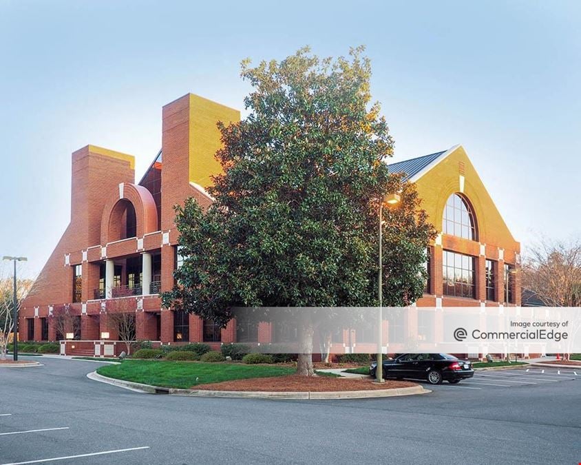 Park Huntersville - The Kemp Building