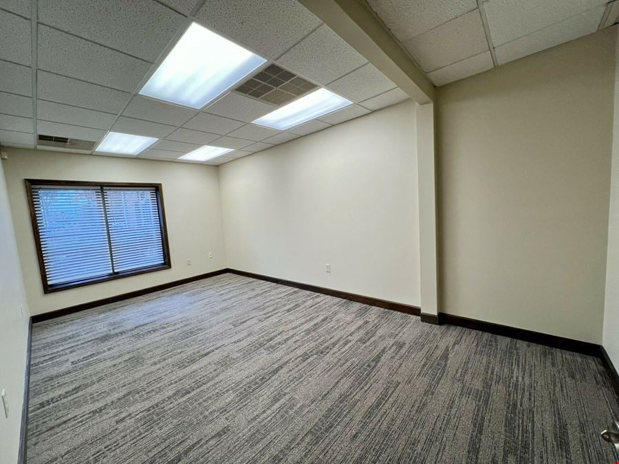 McGhee Tyson Office Plaza