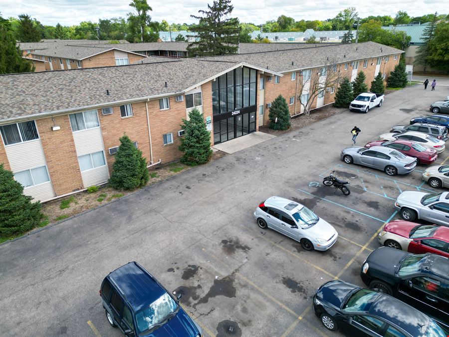 Country House Apartments
