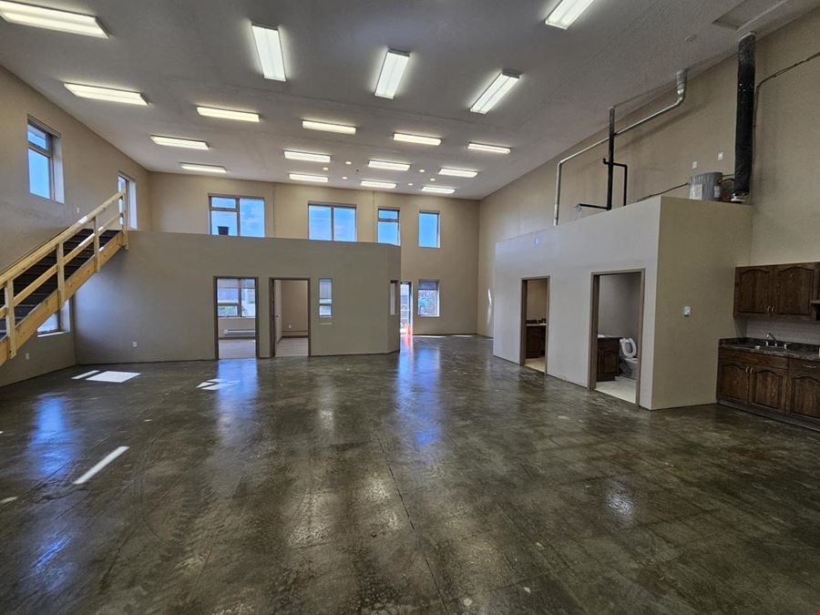 7471 Edgar Industrial Bend - Unit 24