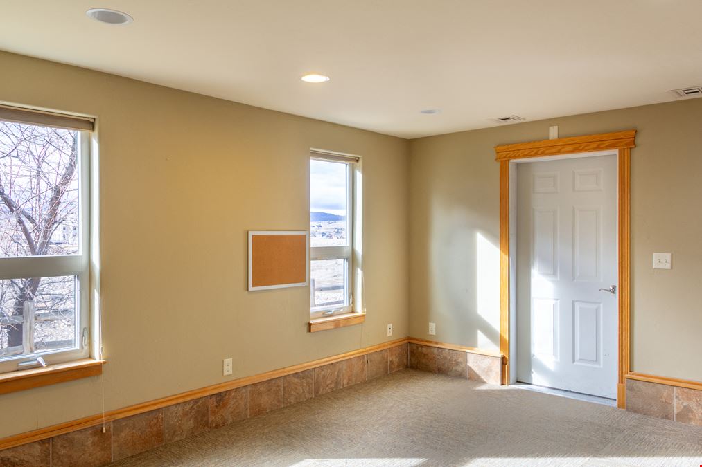 3390 Colton Unit A