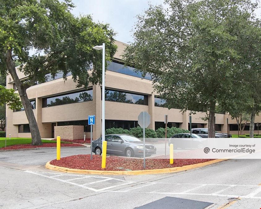 661 East Altamonte Drive