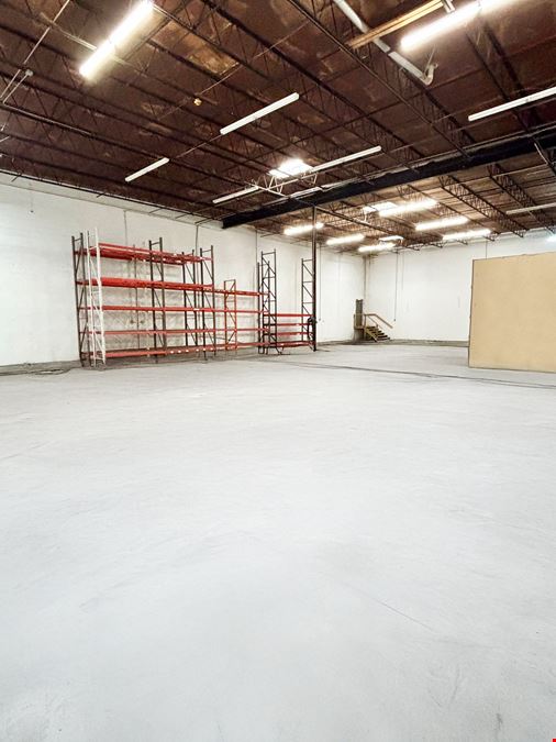 5147 Clifton