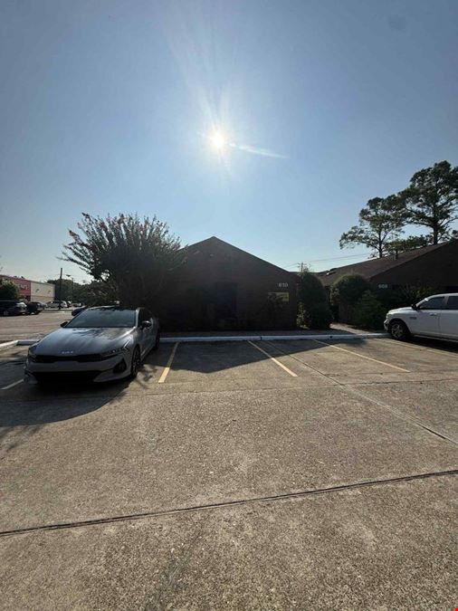 610-624 W Main