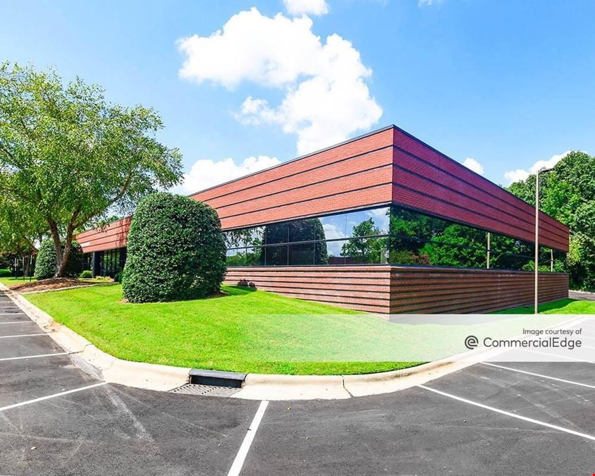 Aerial Center Executive Park - 5001 Hospitality Ct