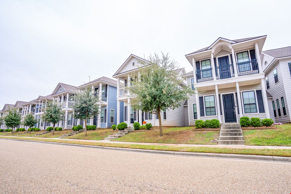 Redmond Row Townhomes
