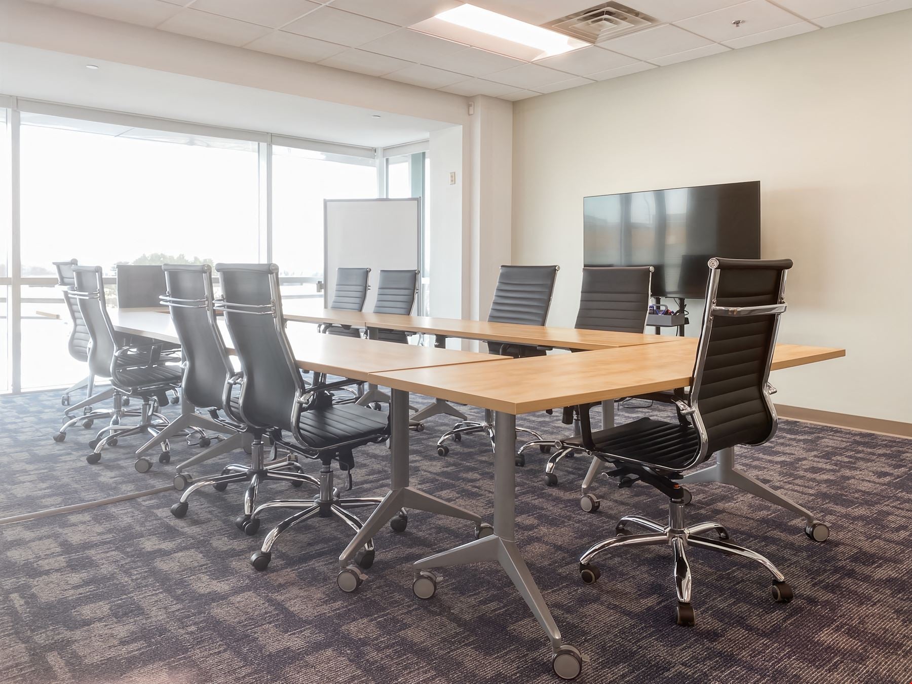 Regus - Madison - Heartland Trl