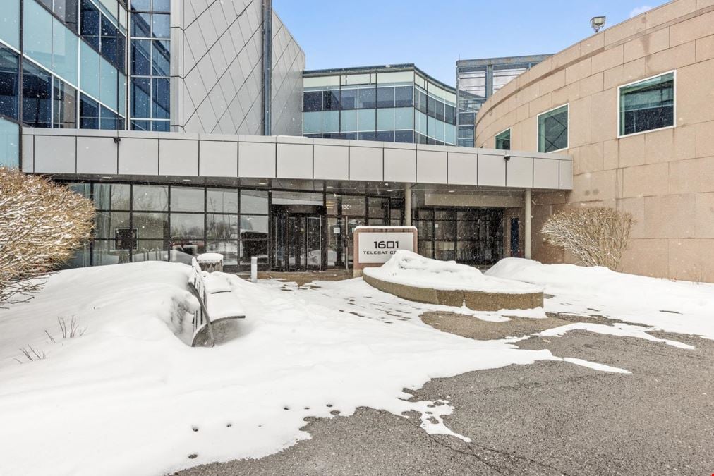 1601 Telesat Court, Ottawa, ON 