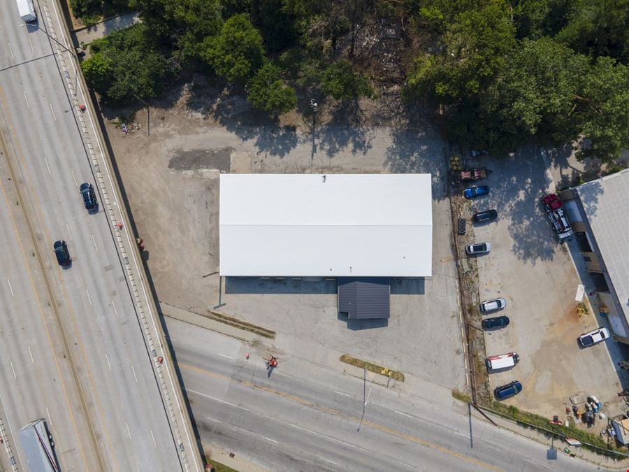 +/- 8,200 SF Industrial Building w/ Outdoor Storage