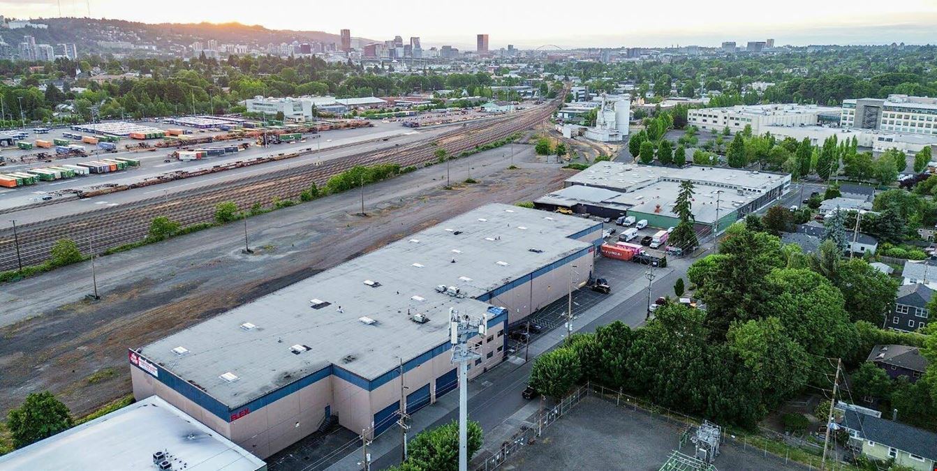 2340 SE Gladstone St & 4409 SE 24th Ave