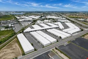 NORTH RIVER COMMERCE CENTER