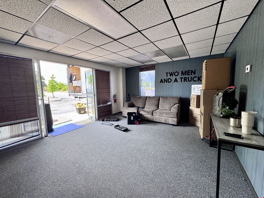 1593 Beltline Rd