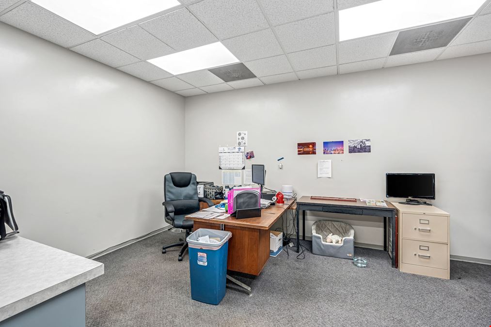 2727 North Grove Industrial Drive Suite 135