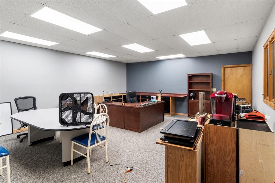 67,800 SF Commercial Building with Limitless Potential