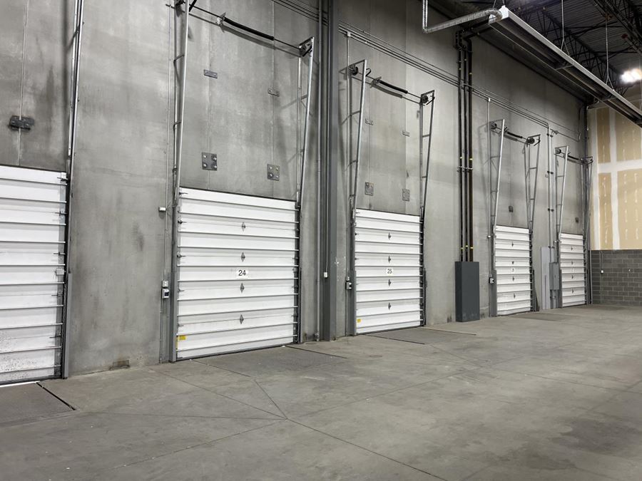 Yellowhead Crossing Phase II Bldg 3