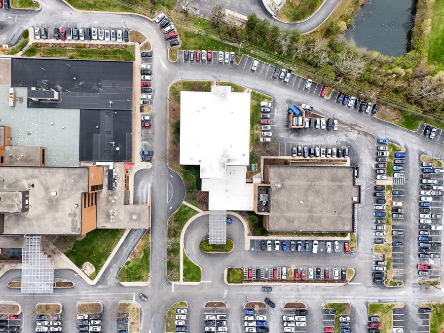 Eagle Creek Medical Plaza