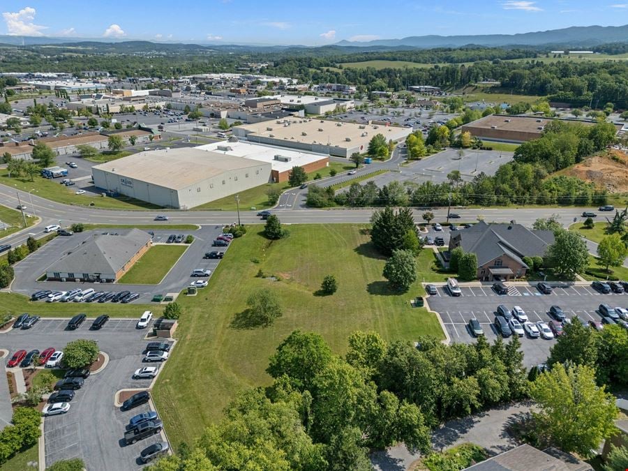 PRIME 1.27 ACRE B2C ZONED COMMERCIAL LOT