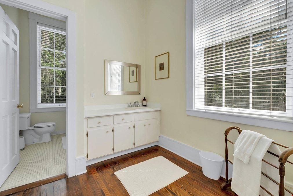 Downtown Office - Guest House - Residence