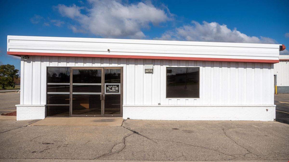 High-Exposure Highway 52 Commercial Site
