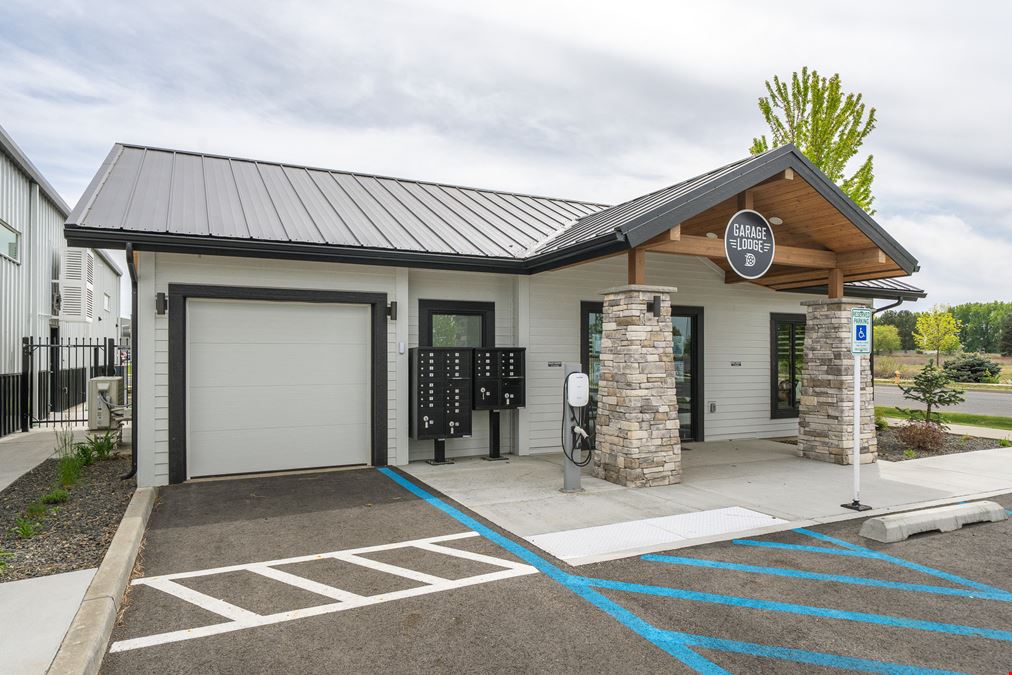 Garage Lodge Storage Condos