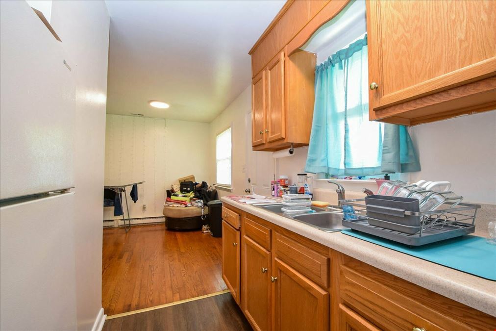 918 Central Ave Apartments