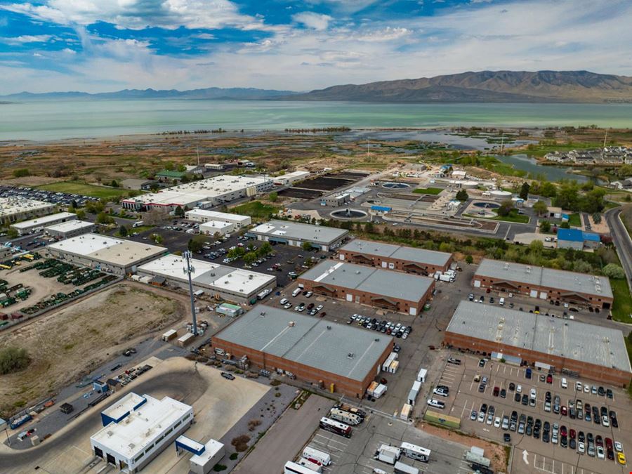 Rare 7,613 SF Owner-User Office/Warehouse