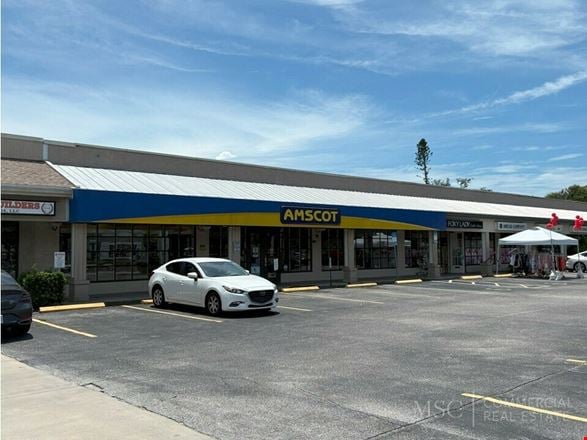 Preview of Retail space for Rent at 5900 S Tamiami Trl, Suite 17