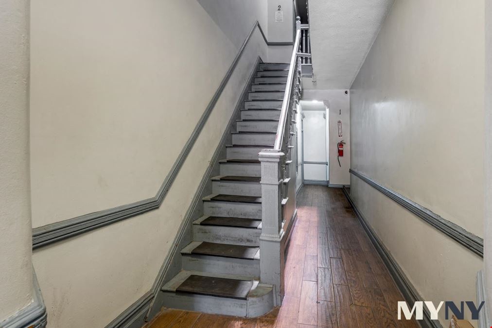1281 Nostrand Ave