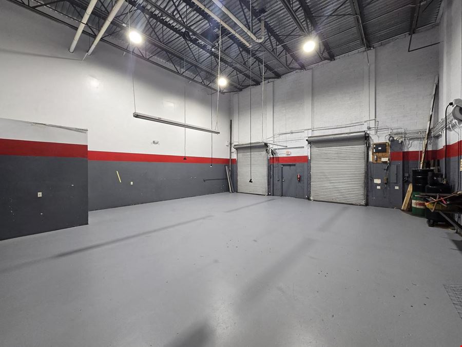 Industrial Flex Space | Corner Unit