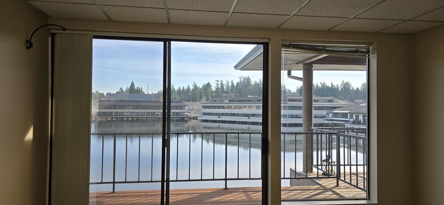 Nine Lake Bellevue - Unit 214+216