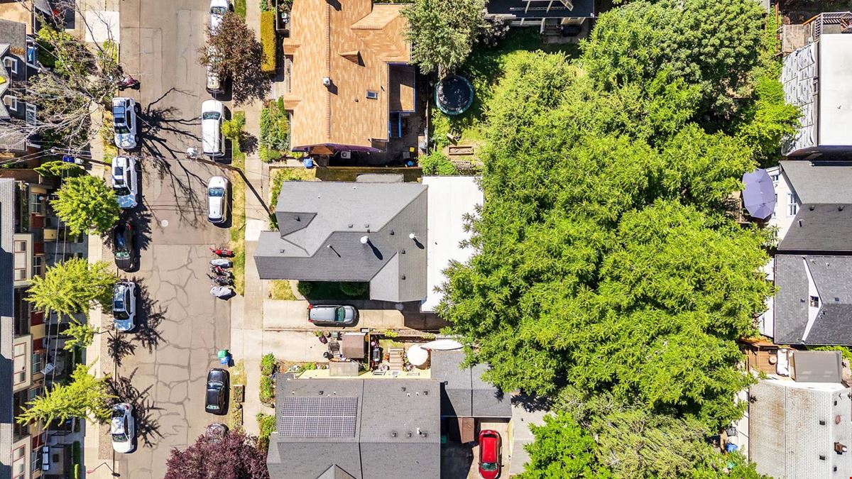 1925 SE Alder Street Apartments