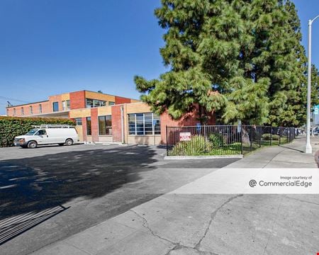 Preview of Industrial space for Rent at 7239 Lankershim Blvd
