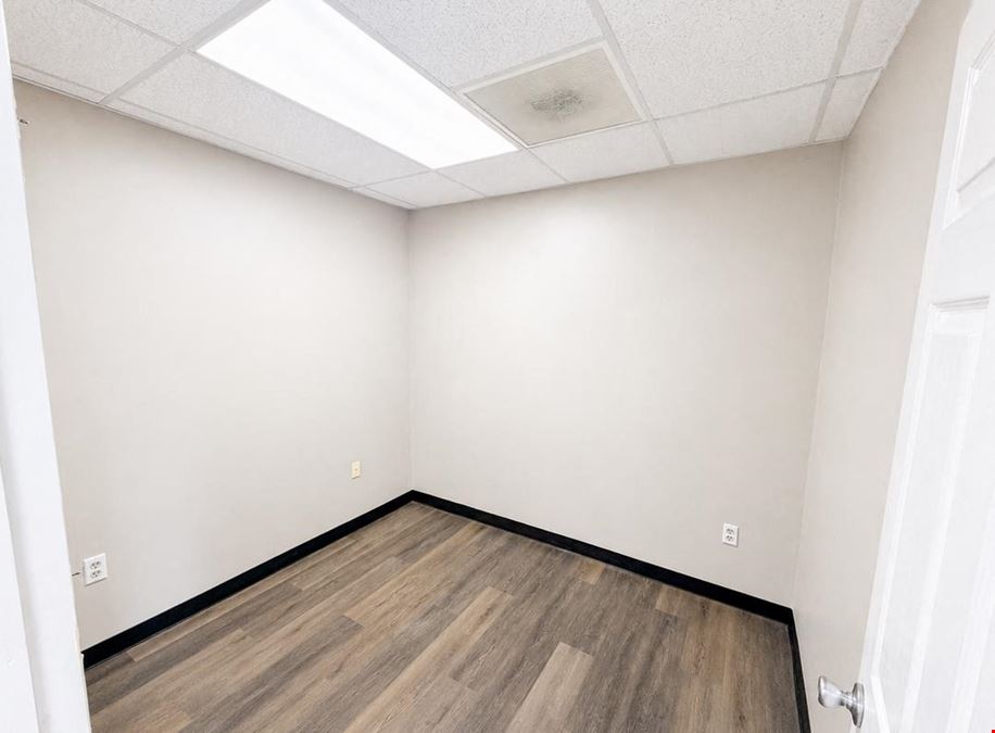 2101 S Hamilton, suite 208