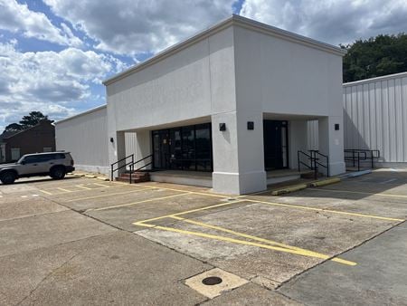 Preview of Retail space for Sale at 304 W Jefferson St