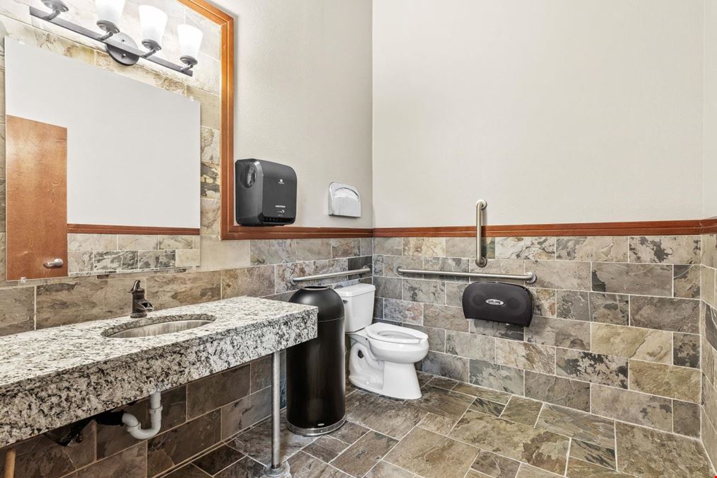 SilverRock Executive Suites