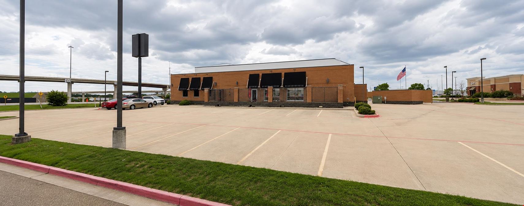 Turn-Key Restaurant | 6,720 SF | Pavilion Pkwy | Texarkana, TX
