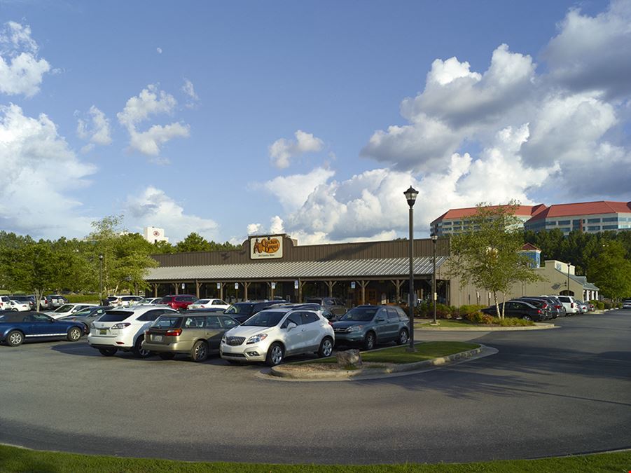 Shops at the Colonnade