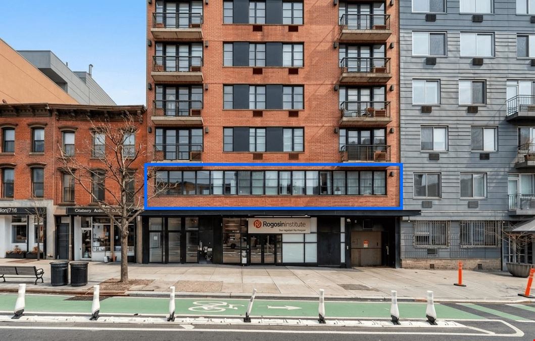 1,200 SF | 527 Court Street | Flexible Carroll Gardens Built-to-Suit 2nd Floor Office for Lease