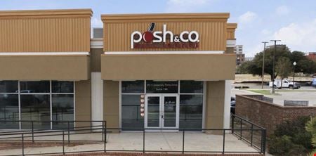 Preview of Retail space for Rent at 315 S University Parks Dr