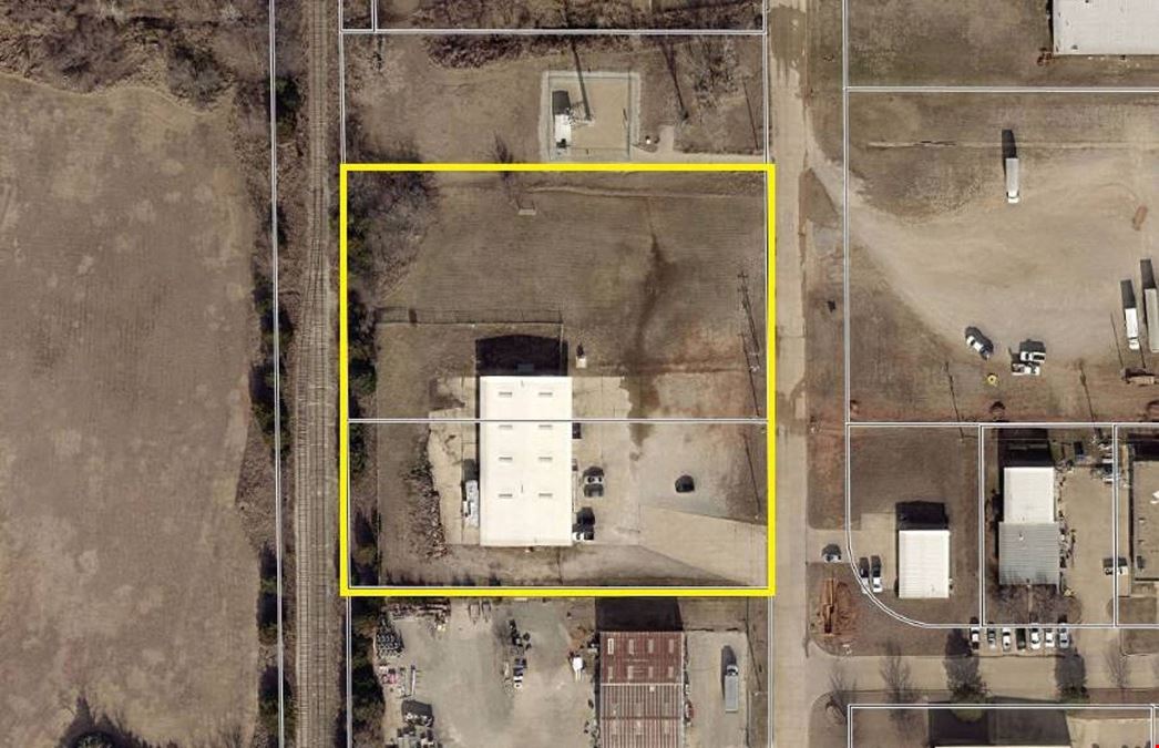 3514 & 3515 North Park Drive - Truck Terminal - Industrial Outdoor Storage
