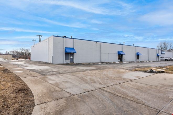 Preview of Industrial space for Rent at 1158 South Expressway Drive