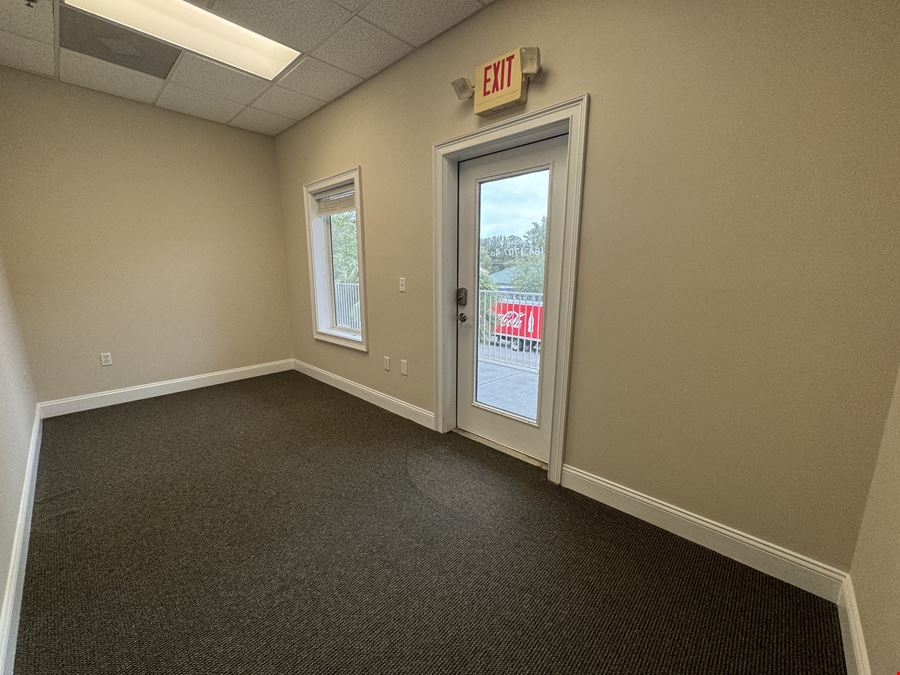 Plantation Commons II Office Suite for Lease