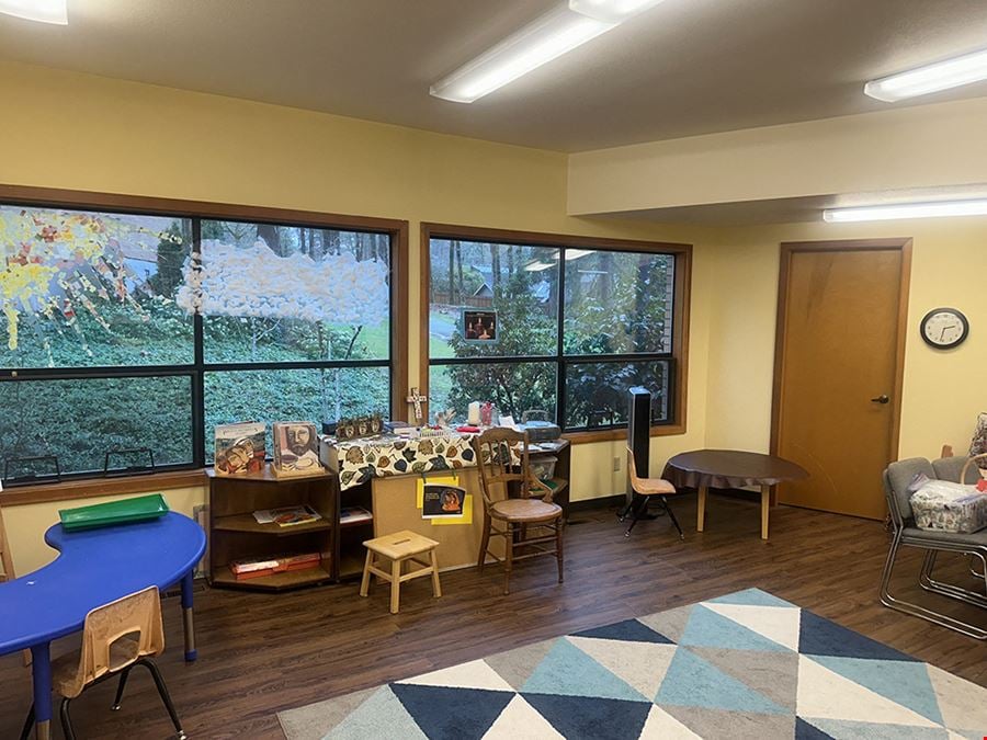 West Linn Lutheran Church Office