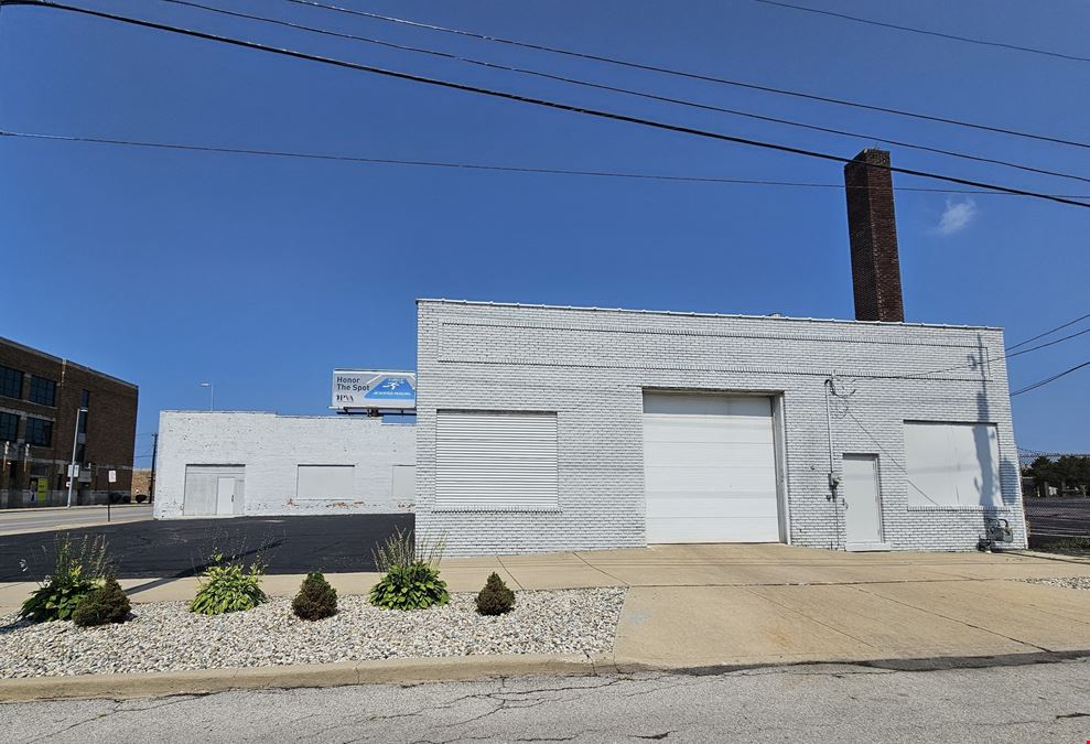 1502 Monroe Street
