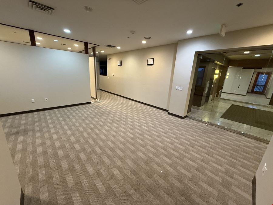 Class A Office in the Eagle River Development