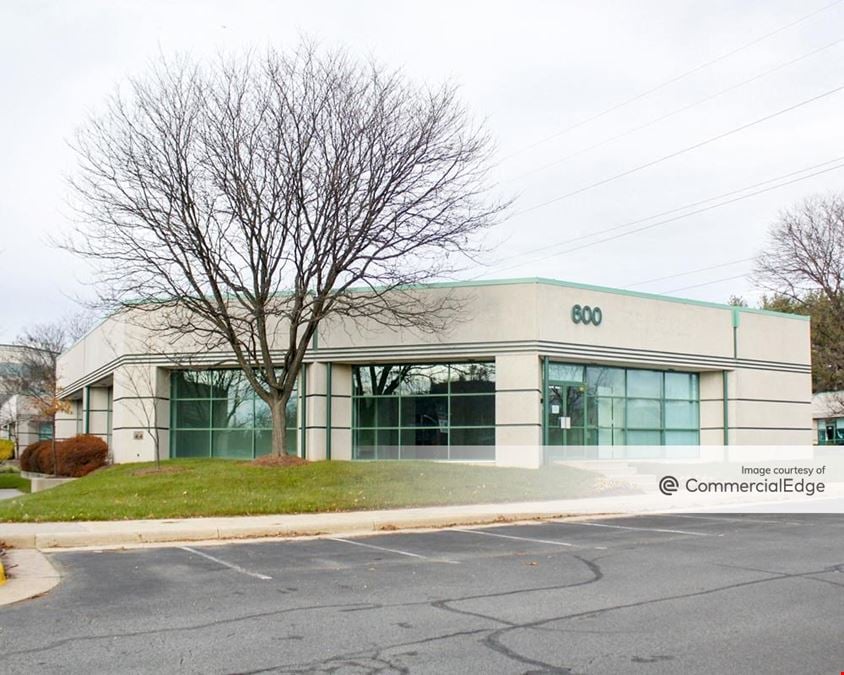 Monroe Business Center 4