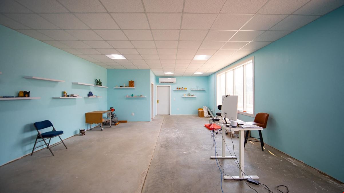 Showroom-Quality Flex Facility | For Sale or Lease