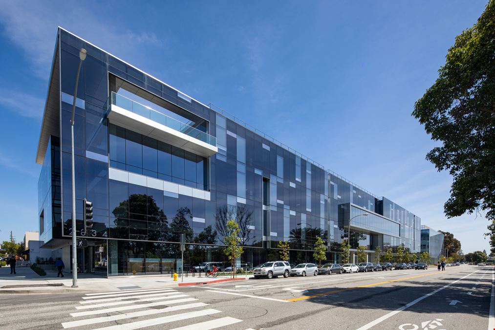 Santa Monica Gateway