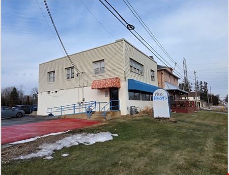 Preview of Retail space for Rent at 1907 S Calhoun Rd