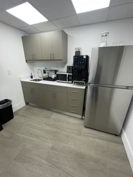 Oak Park Professional Center